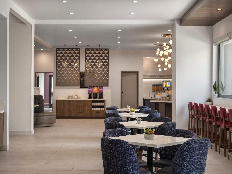Tru By Hilton Fort Worth Lake Worth image