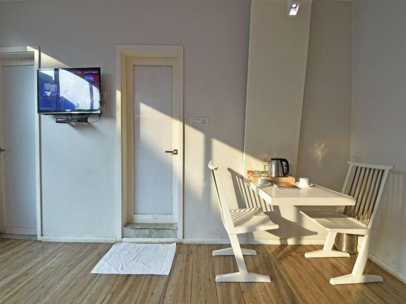 Le Mirage image