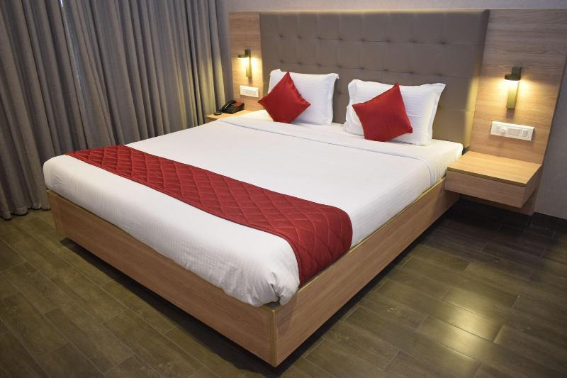 Hotel Annamalai image