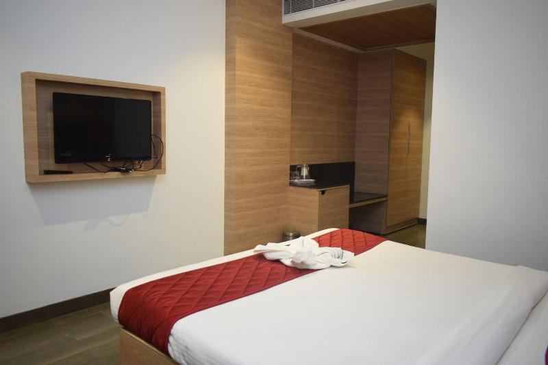 Hotel Annamalai image