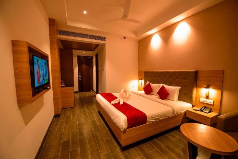 Hotel Annamalai image