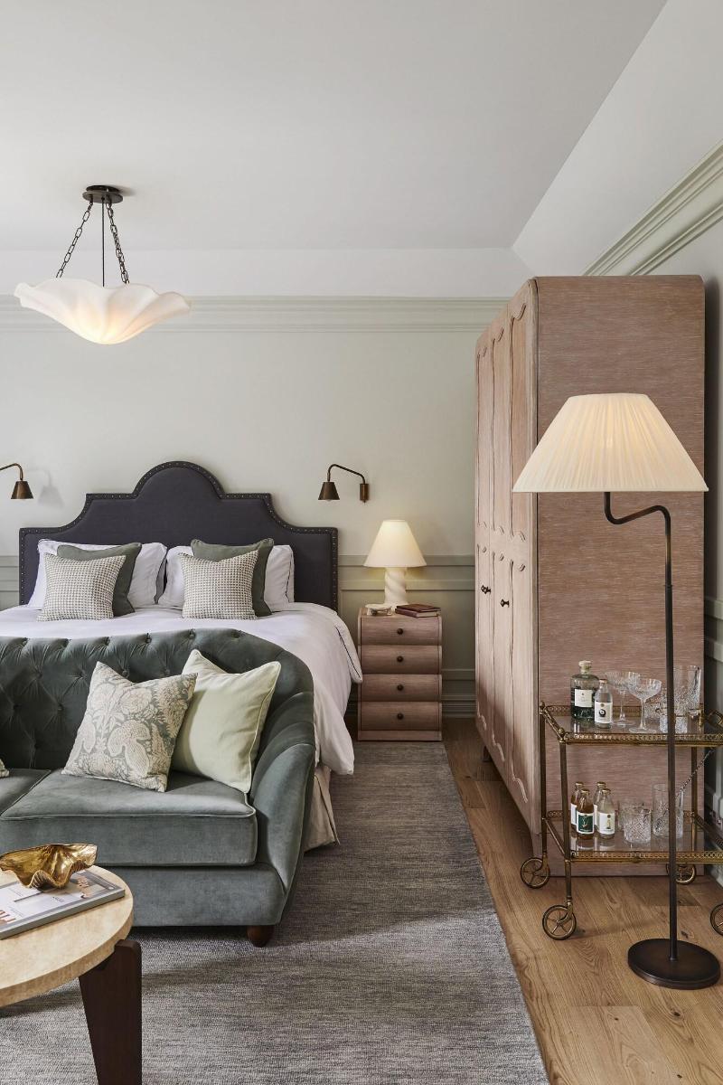 Osborn House image