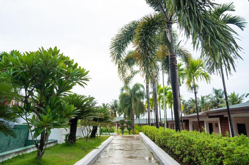 Greenleaf The Resort & Spa, Ganpatipule