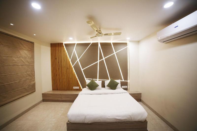 Hotel Avantika 3