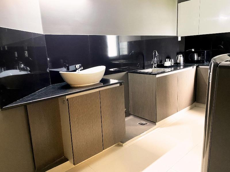 Transit Suites By Grandwest image
