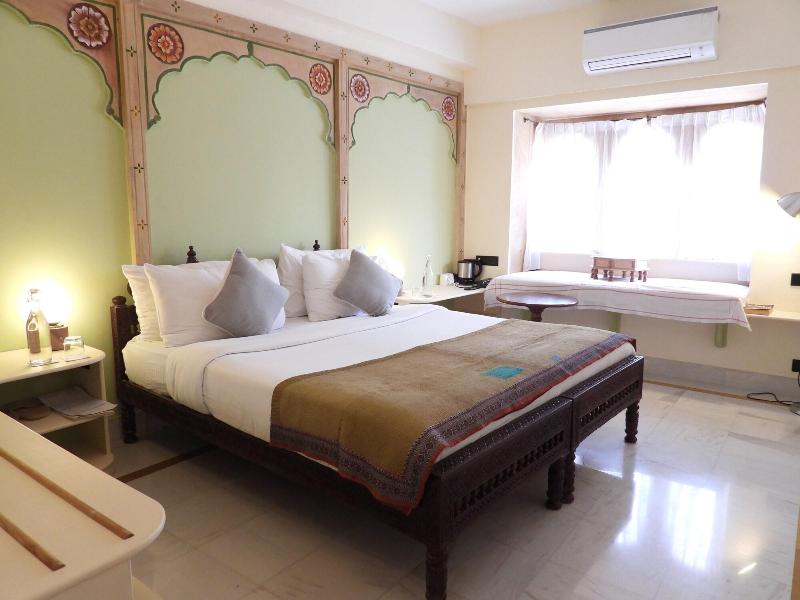 The Stepwell Hotel image