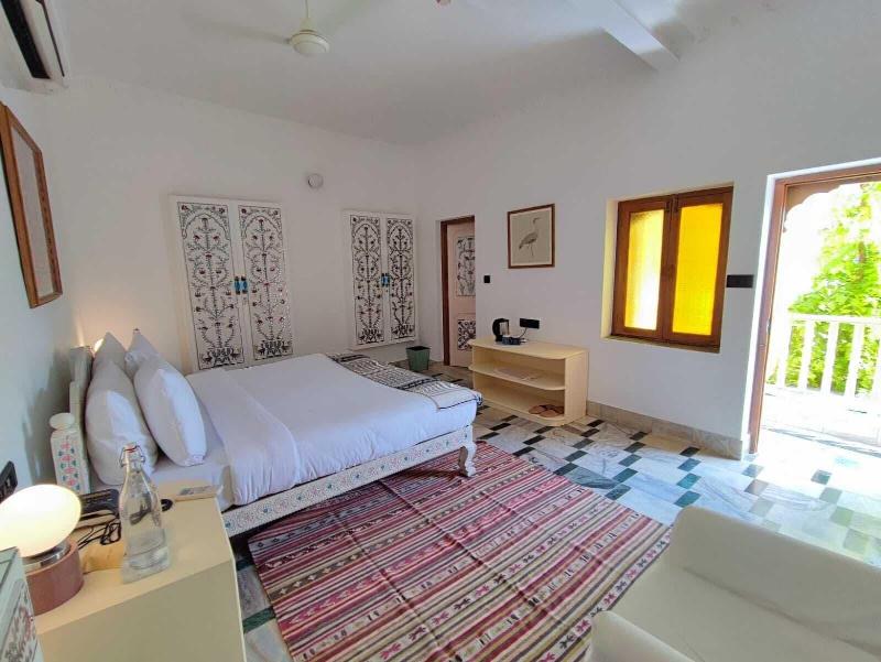 The Stepwell Hotel image