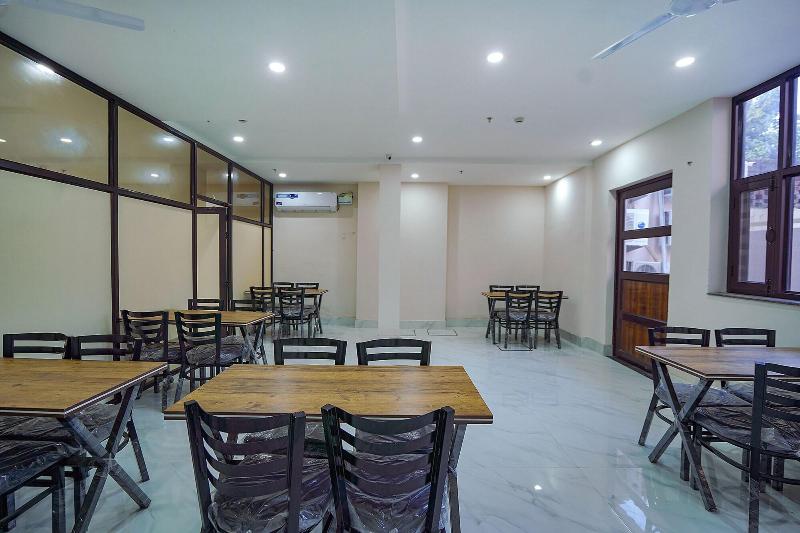 Fabhotel Hc Mohali Inn image
