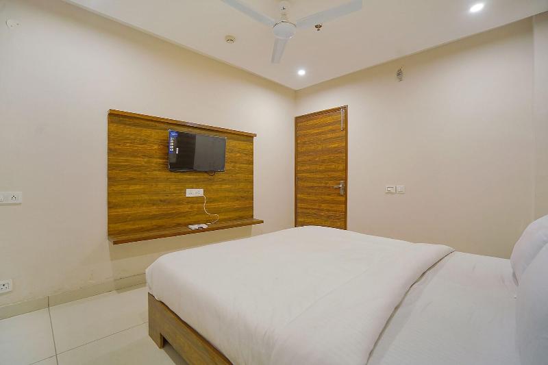 Fabhotel Hc Mohali Inn image