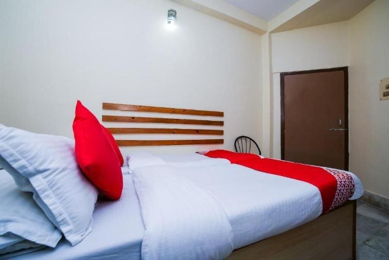 Uttam Guest House image