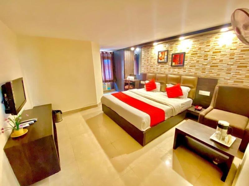 Hotel Nanda image