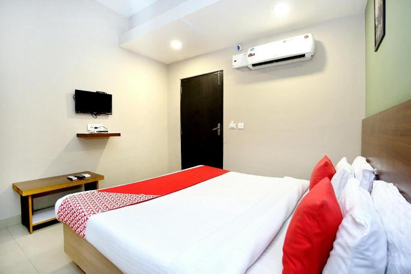 Hotel Nanda image