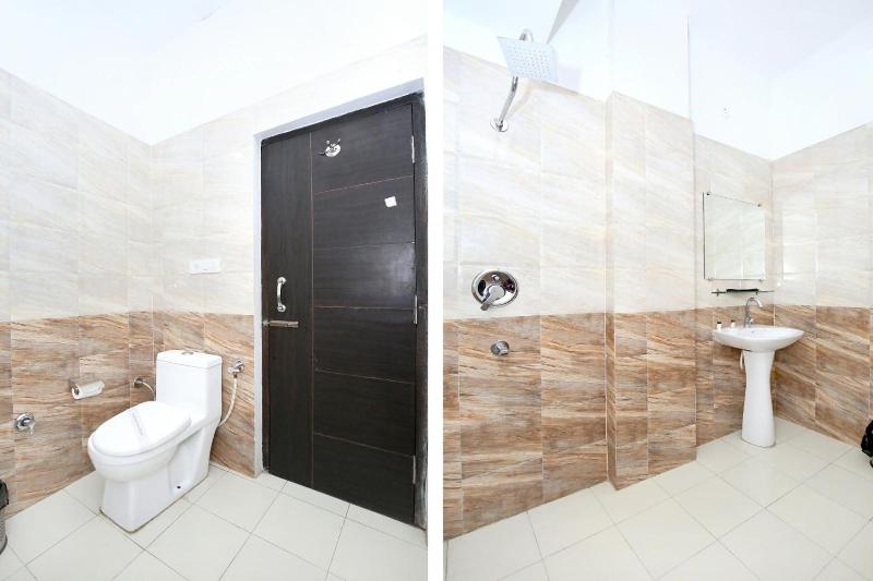 Hotel Nanda image