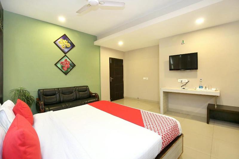 Hotel Nanda image