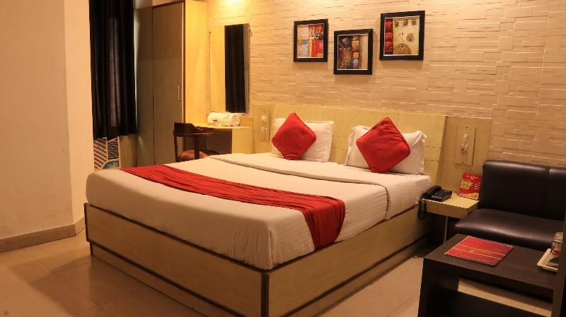 Hotel Nanda image