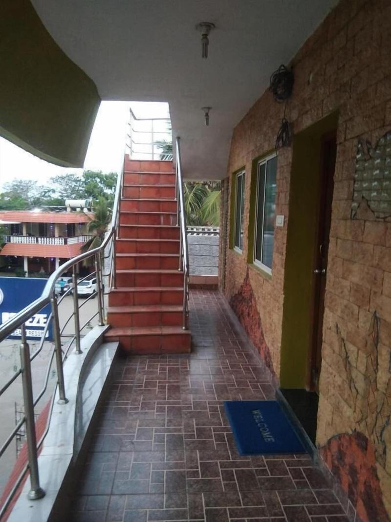 Ulo Rainbow Guest House image