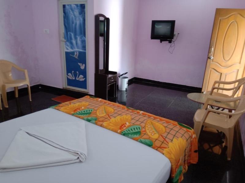 Ulo Rainbow Guest House image