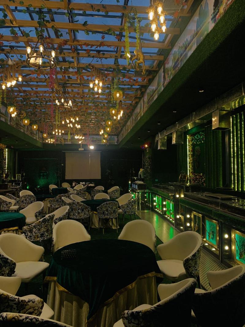 Shree Jee Hotel image