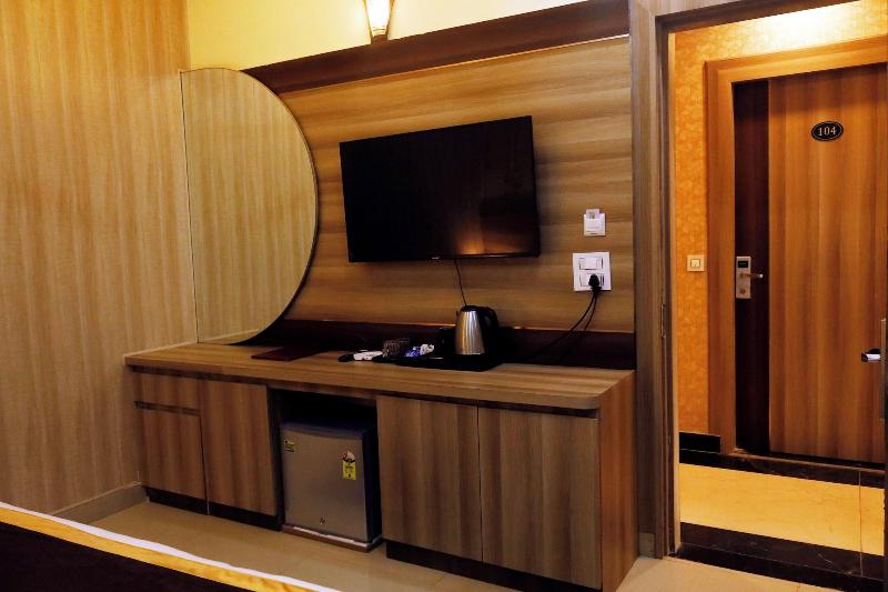 Shree Jee Hotel image