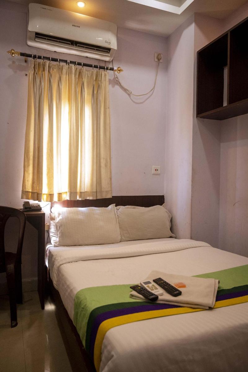Hotel City View image