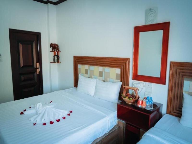 Ruby Riverside Backpacker & Hostel image