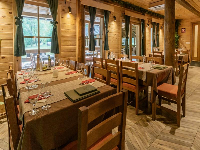 Hotel Porto Tara image