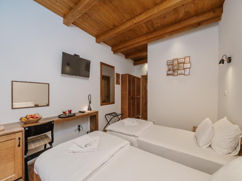 Hotel Porto Tara image
