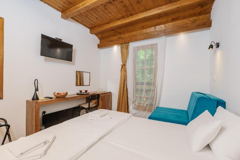 Hotel Porto Tara image