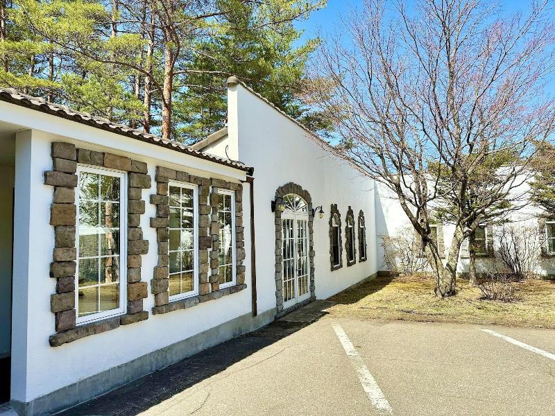 Holiday Villa Hotel & Resort Karuizawa image