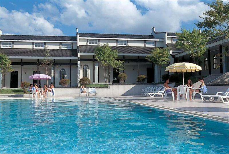 Holiday Villa Hotel & Resort Karuizawa image