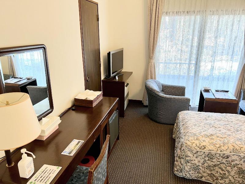 Holiday Villa Hotel & Resort Karuizawa image