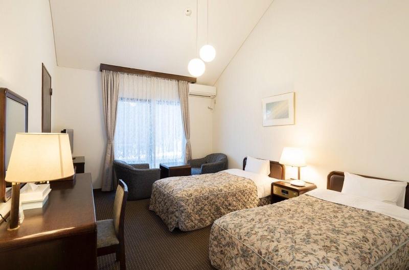 Holiday Villa Hotel & Resort Karuizawa image