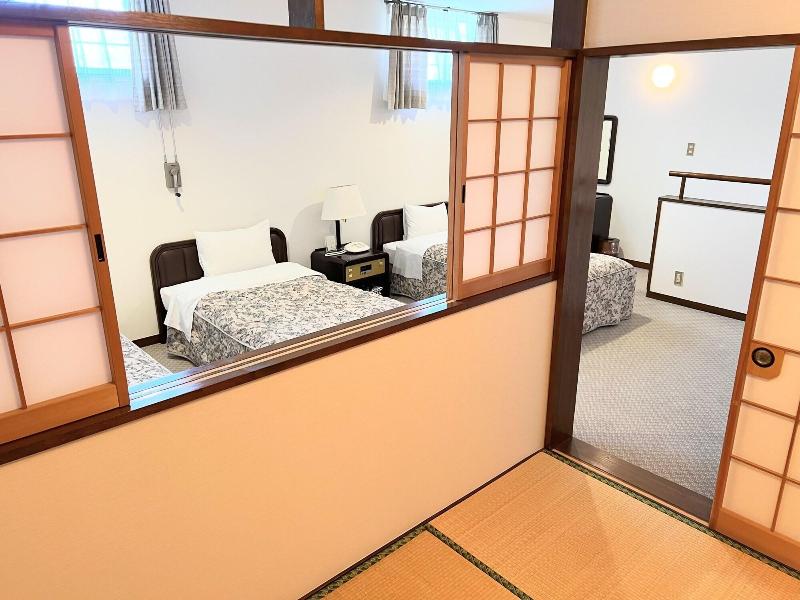Holiday Villa Hotel & Resort Karuizawa image