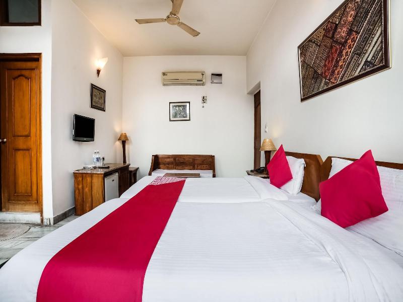 27041 Hotel Luna Rosa image