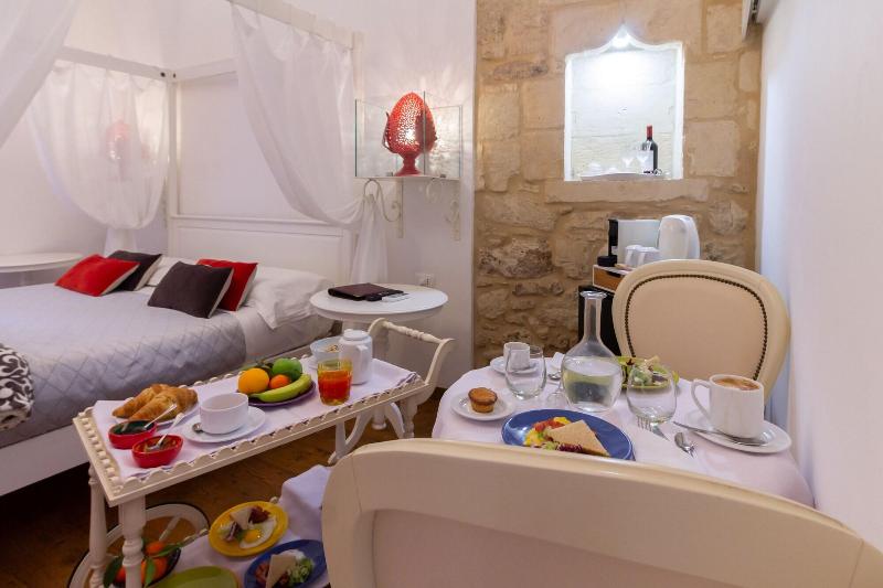 Le Nicchie Luxury Rooms image