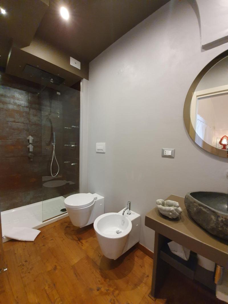 Le Nicchie Luxury Rooms image