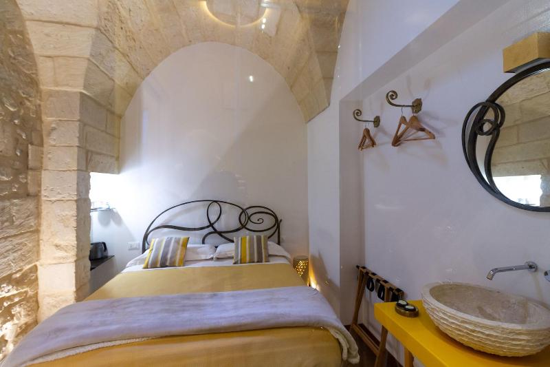 Le Nicchie Luxury Rooms image