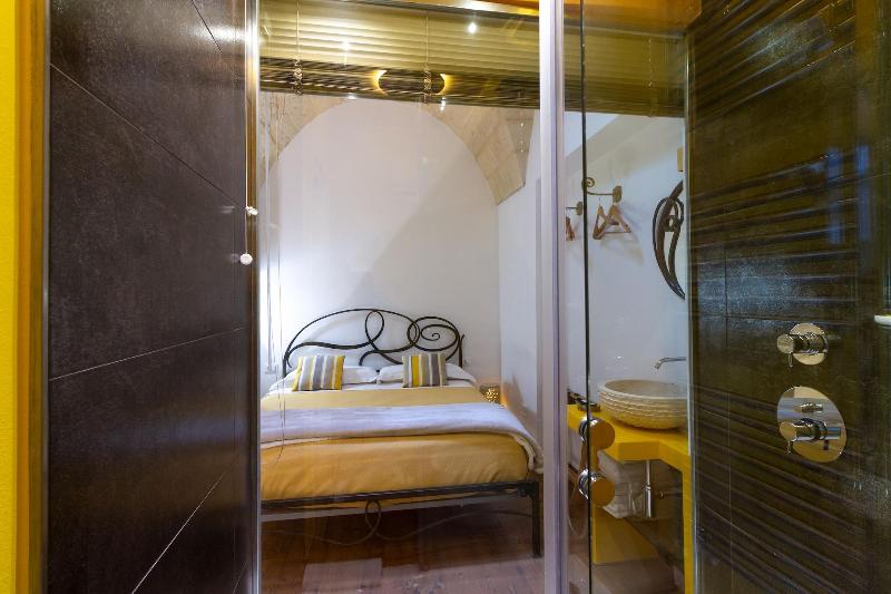 Le Nicchie Luxury Rooms image