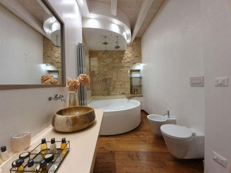 Le Nicchie Luxury Rooms image