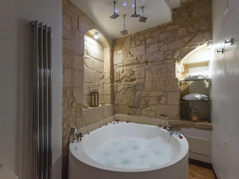 Le Nicchie Luxury Rooms image