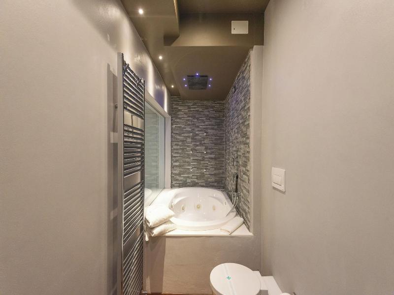 Le Nicchie Luxury Rooms image