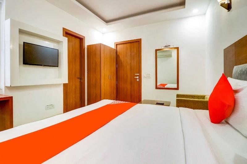 Hotel Airport View image