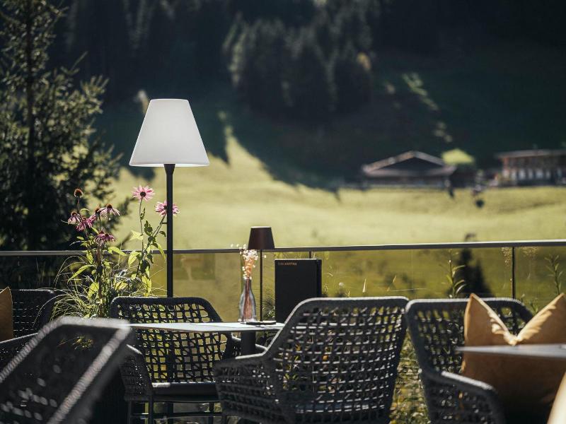 Hotel Bergkristall Zillertal image