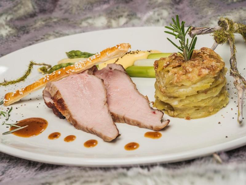 Hotel Bergkristall Zillertal image