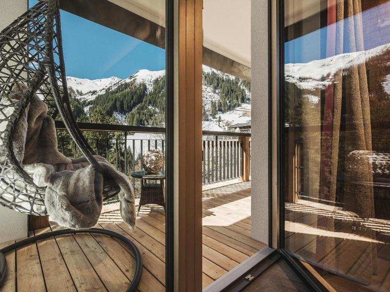 Hotel Bergkristall Zillertal image
