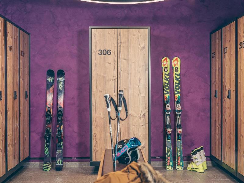 Hotel Bergkristall Zillertal image