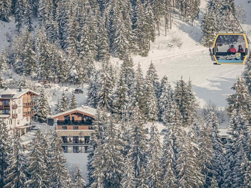Hotel Bergkristall Zillertal image