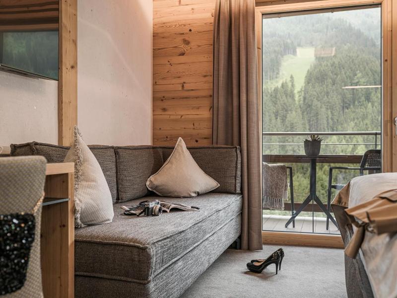 Hotel Bergkristall Zillertal image