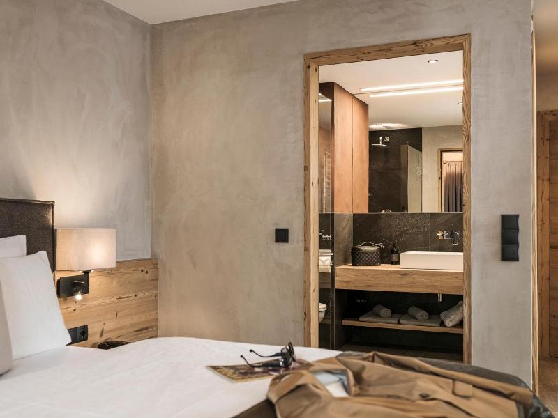 Hotel Bergkristall Zillertal image