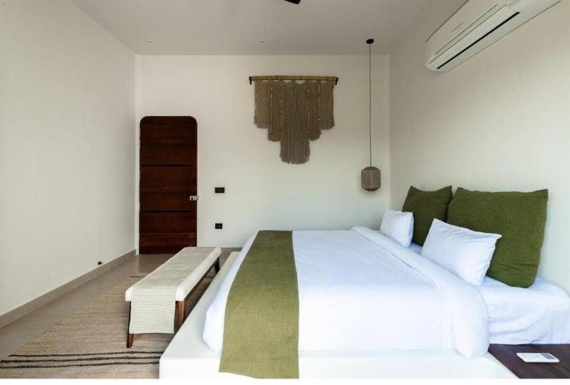 La Vida Retreat image